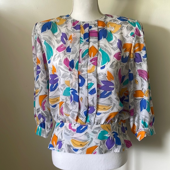 Laura and Jane Tops - Vintage Floral Blouse